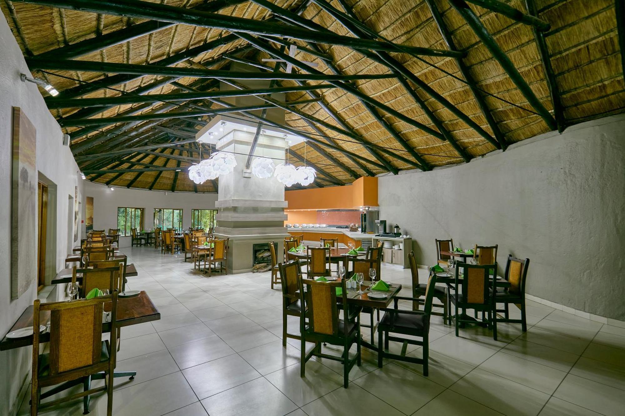 Cresta Marang Gardens Hotel Francistown Eksteriør bilde