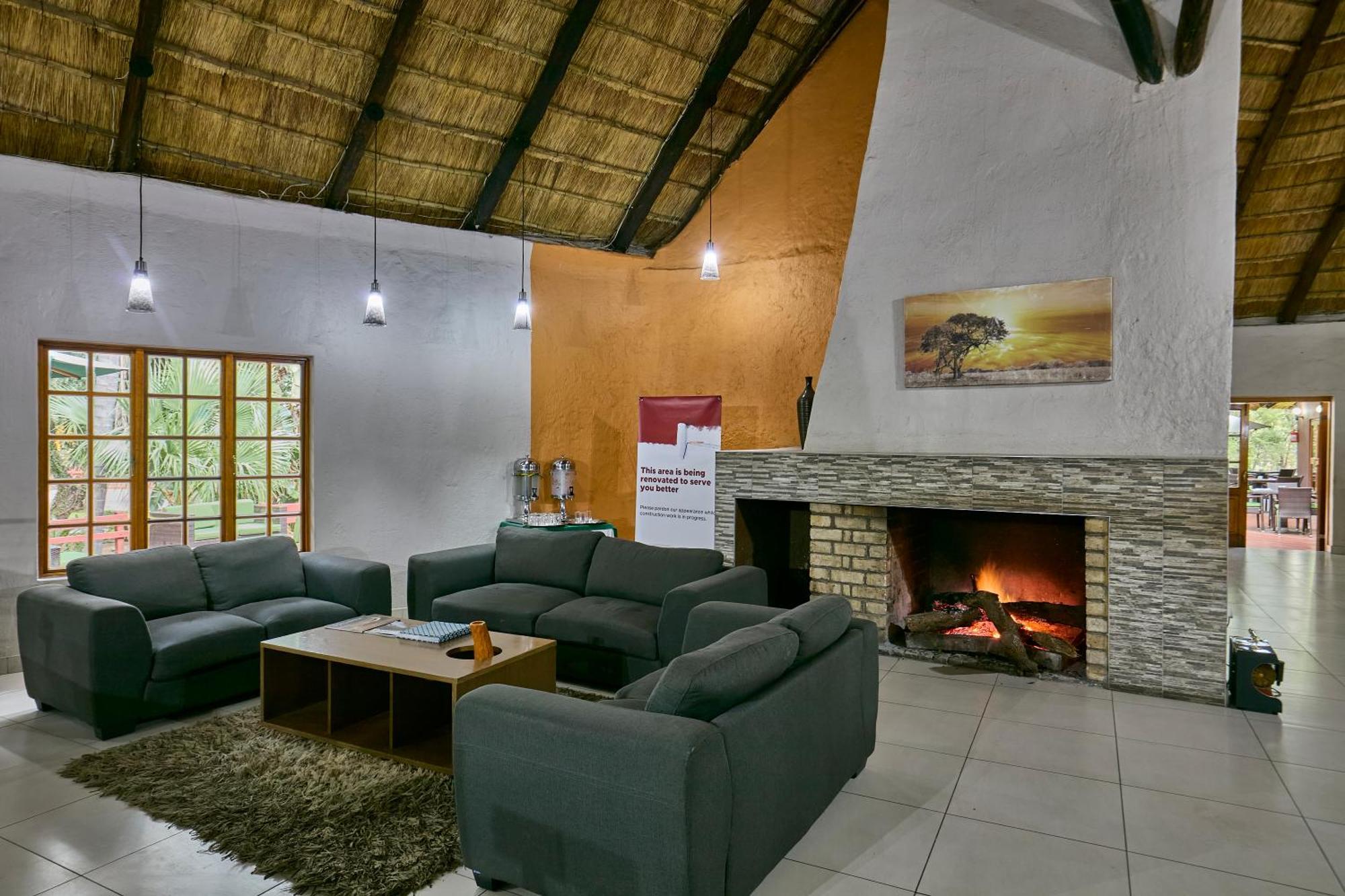 Cresta Marang Gardens Hotel Francistown Eksteriør bilde
