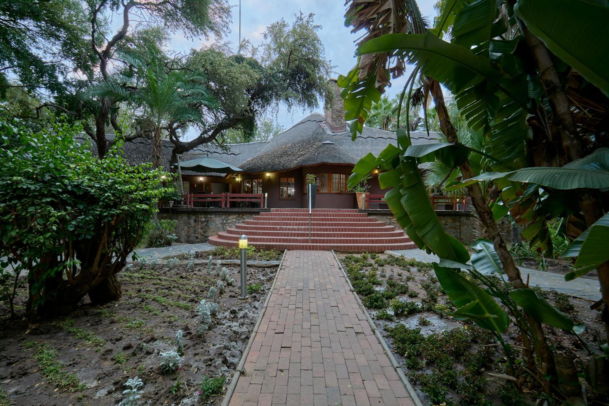 Cresta Marang Gardens Hotel Francistown Eksteriør bilde