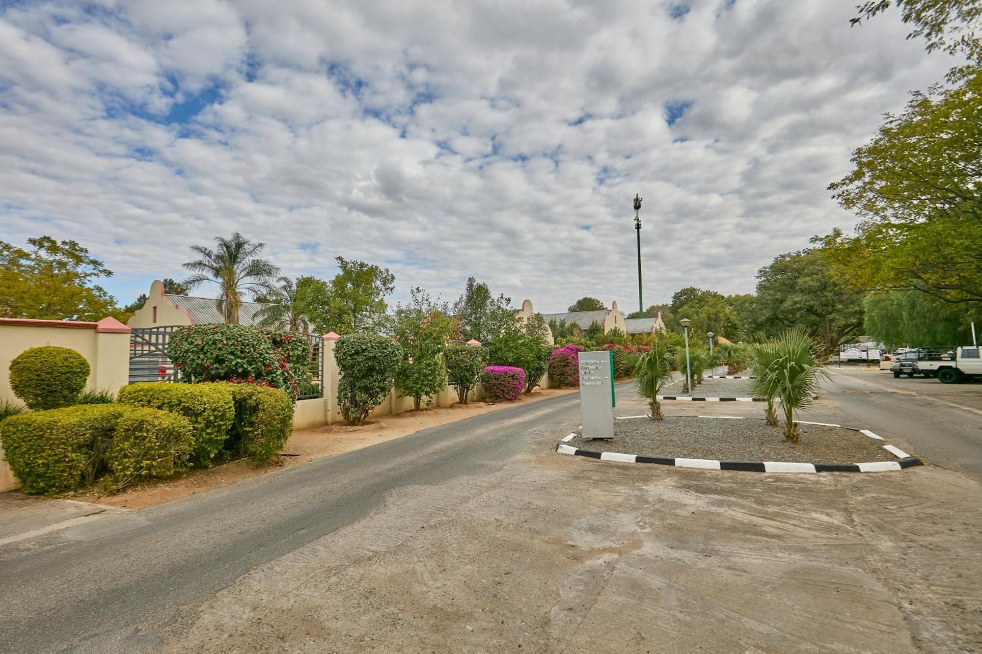 Cresta Marang Gardens Hotel Francistown Eksteriør bilde