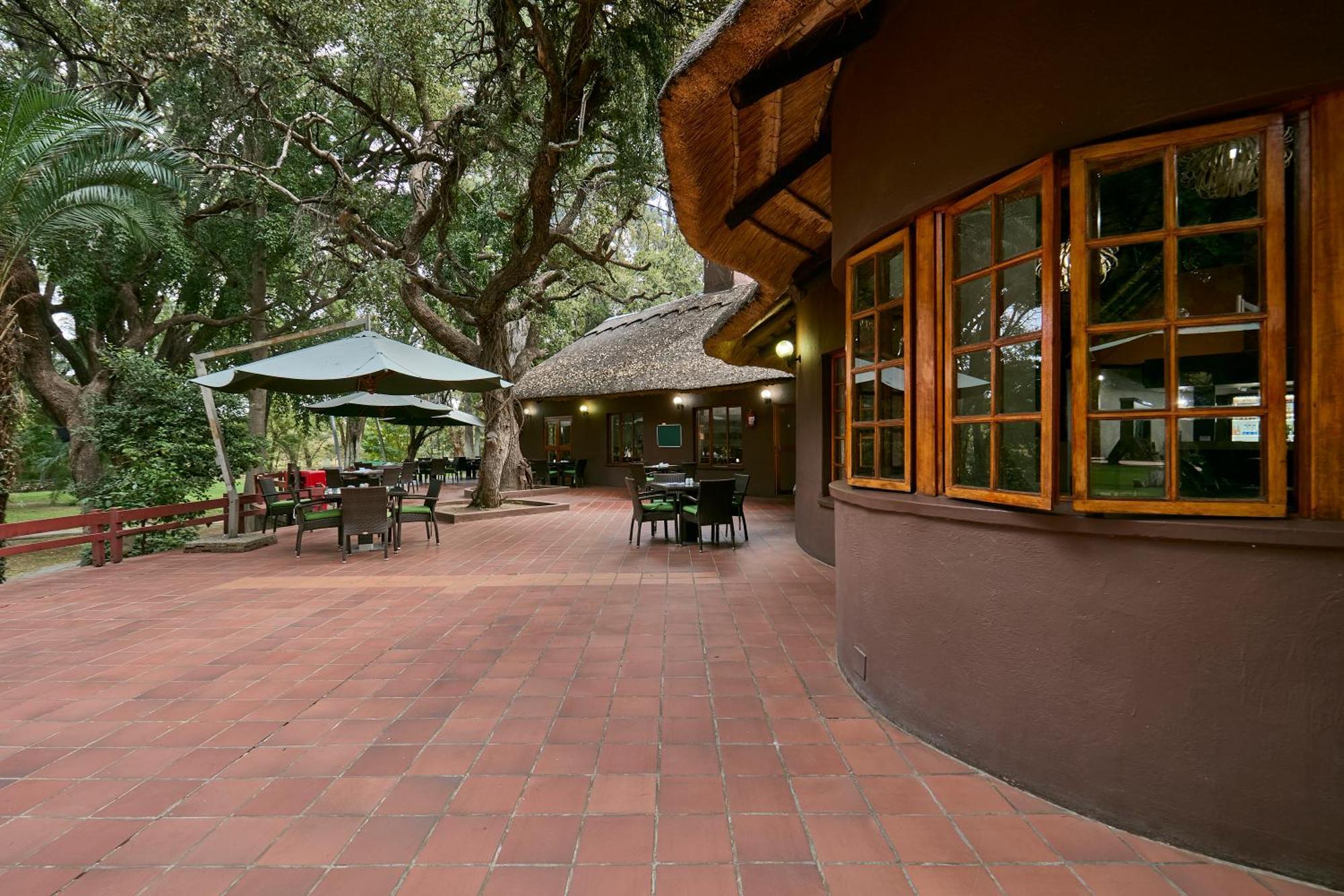 Cresta Marang Gardens Hotel Francistown Eksteriør bilde